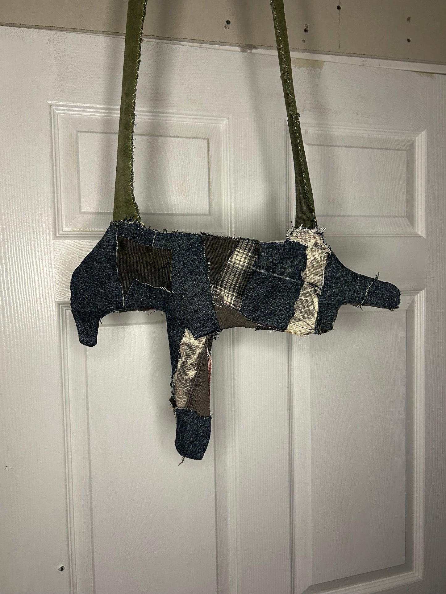 "uzi"